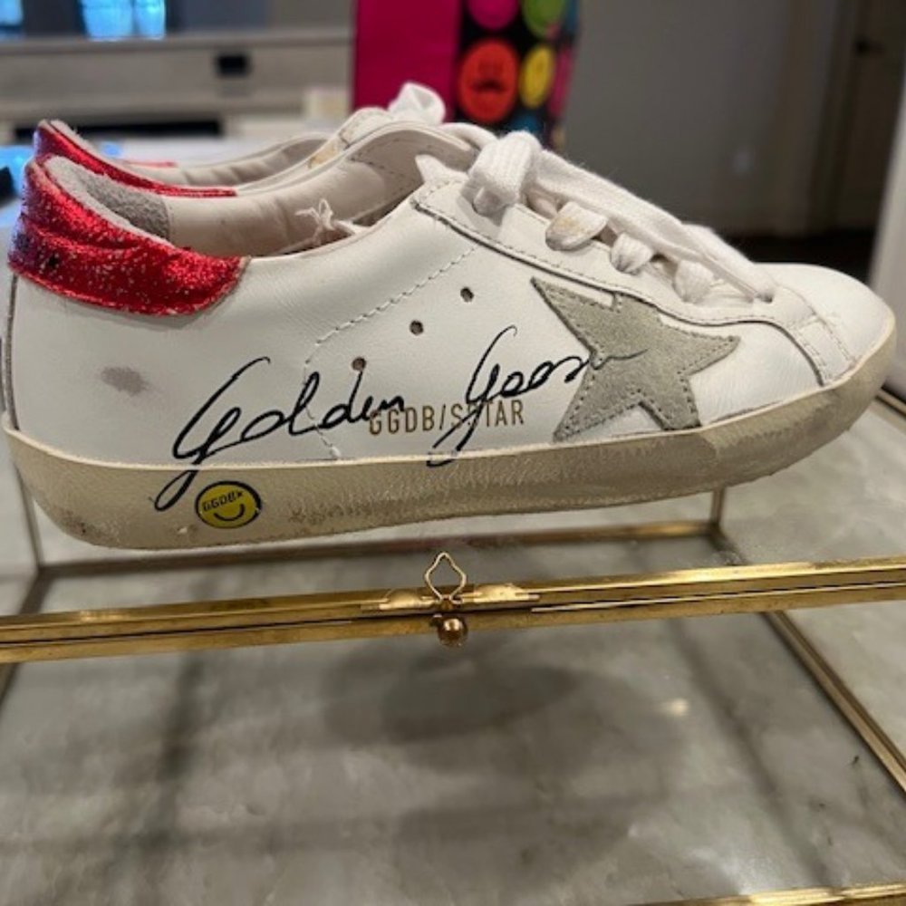 Golden Goose Super-Star Young with suede star and red leather heel tab - Kids 32